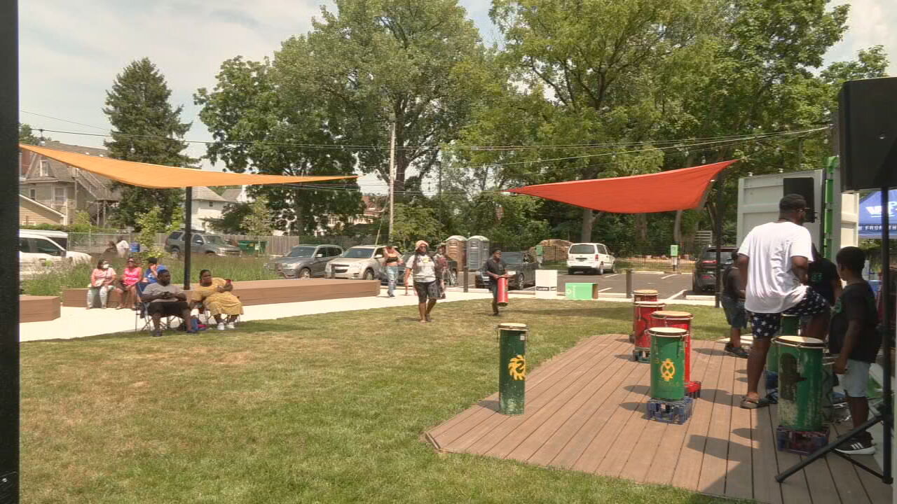 PARKLAND PLAZA